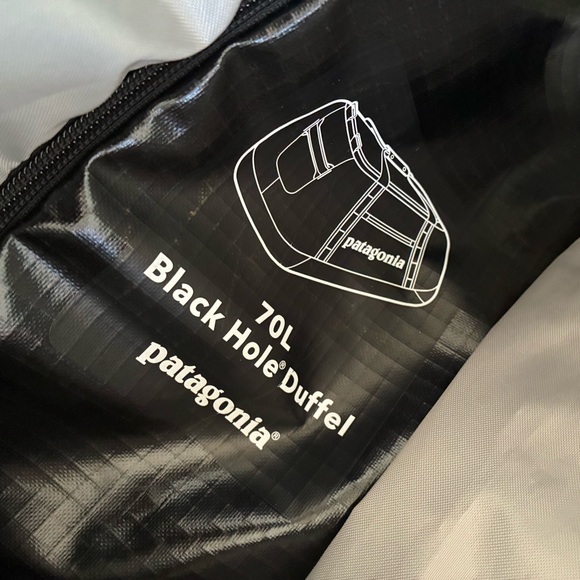 Patagonia Black Hole Duffel Bag 70L - Picture 10 of 12